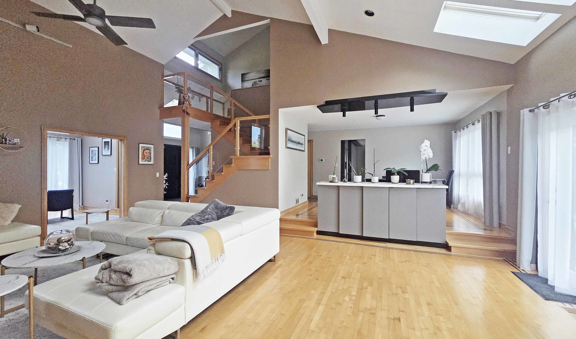 2 Westwind Court