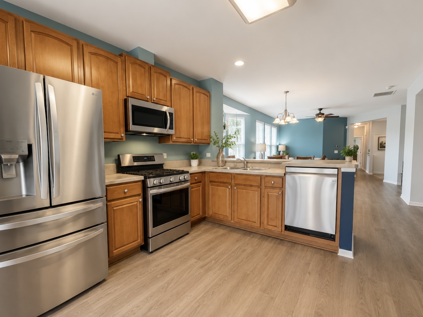 2815 NORMANDY Circle