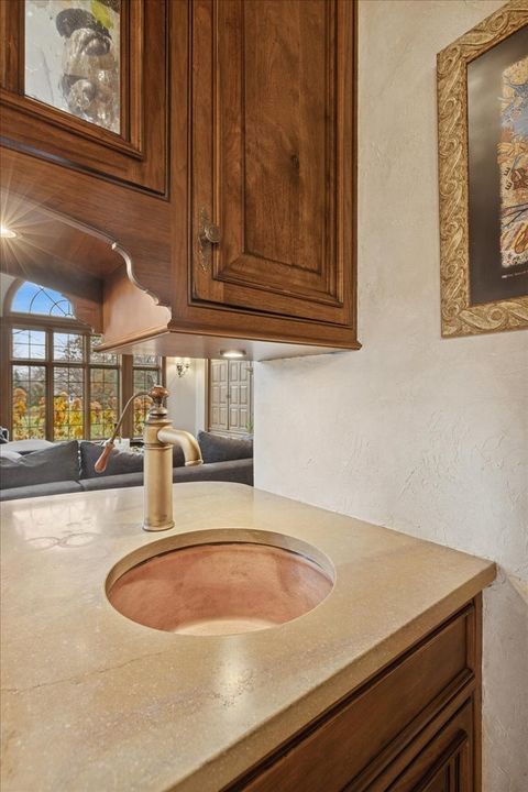 Tiny photo for 2041 Tremont Court, Libertyville, IL 60048 (MLS # 12597911)