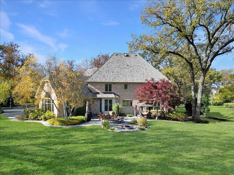 Tiny photo for 2041 Tremont Court, Libertyville, IL 60048 (MLS # 12597911)