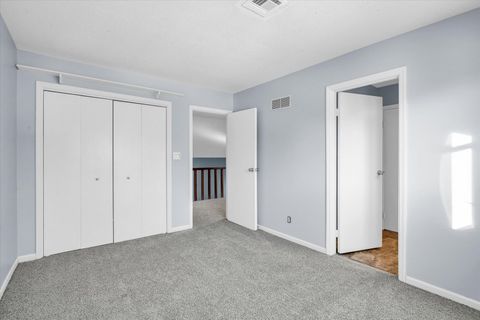 Tiny photo for 4 Genevieve Lane, Champaign, IL 61822 (MLS # 12594904)