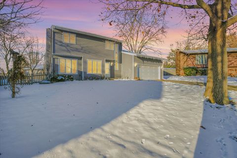 Tiny photo for 4 Genevieve Lane, Champaign, IL 61822 (MLS # 12594904)