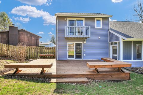 Tiny photo for 4 Genevieve Lane, Champaign, IL 61822 (MLS # 12594904)