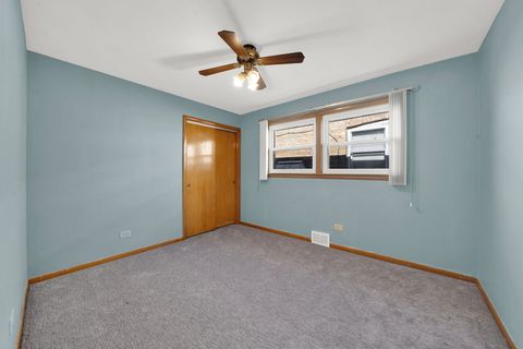 Tiny photo for 5630 S Melvina Avenue, Chicago, IL 60638 (MLS # 12517690)