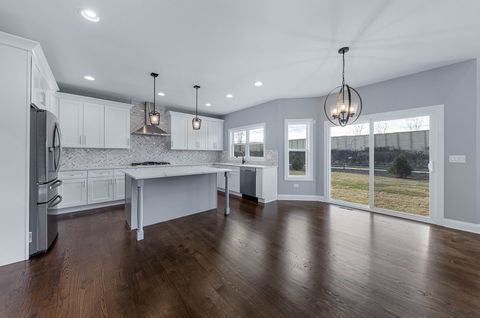 Tiny photo for 2004 Oldfield Road, Darien, IL 60561 (MLS # 12544762)