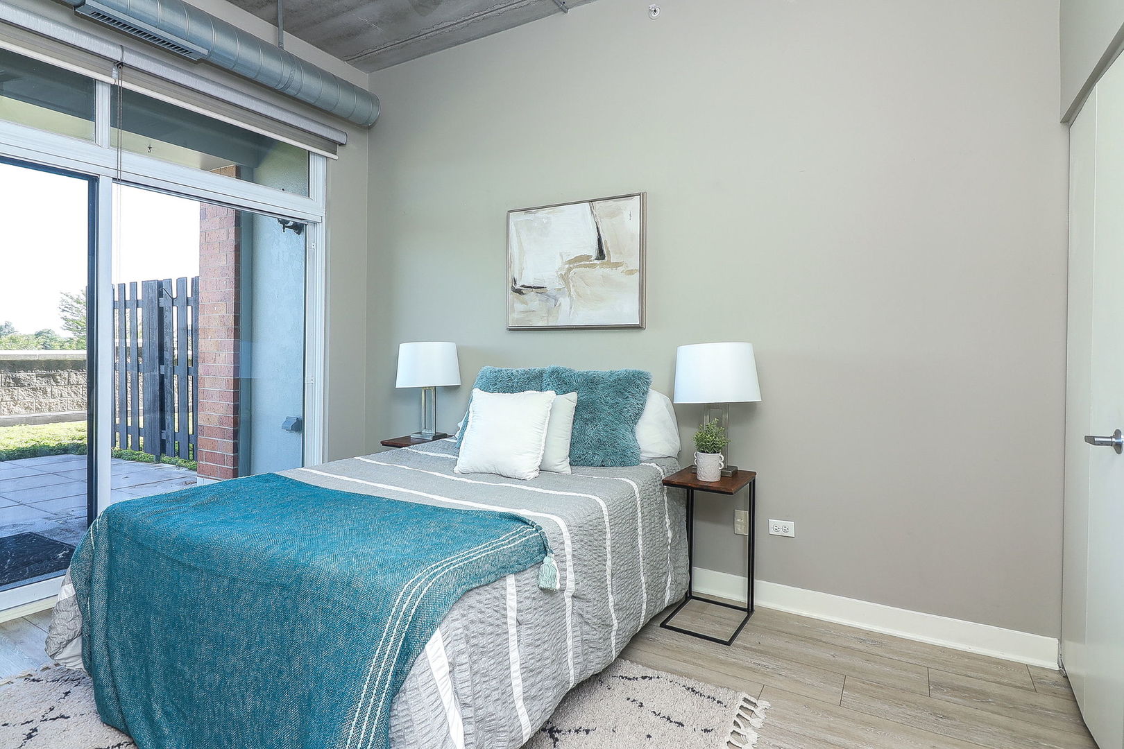 Burr Ridge, Illinois 60527, United States, 2 Bedrooms Bedrooms, ,2 BathroomsBathrooms,Residential,Active,177157