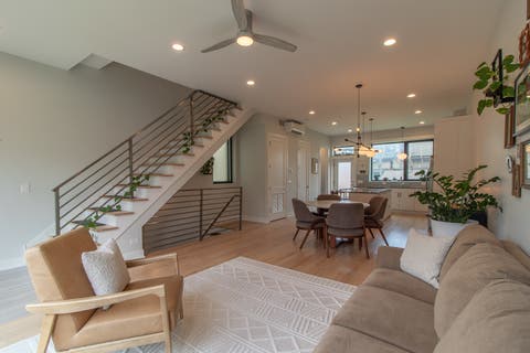 Tiny photo for 4557 S Prairie Avenue, Chicago, IL 60653 (MLS # 12655272)