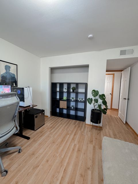 Tiny photo for 17a Kingery Quarter #102, Willowbrook, IL 60527 (MLS # 12496885)