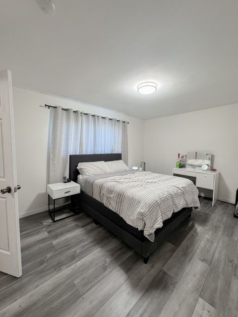 Tiny photo for 17a Kingery Quarter #102, Willowbrook, IL 60527 (MLS # 12496885)