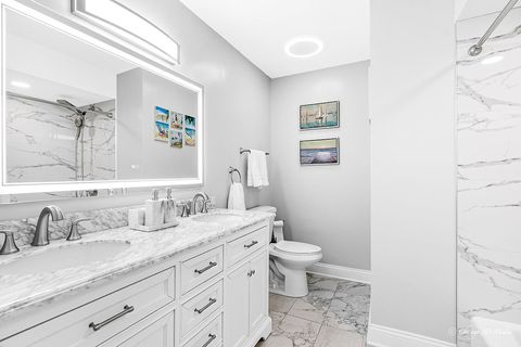 Tiny photo for 9500 N Washington Street N #502, Niles, IL 60714 (MLS # 12487117)