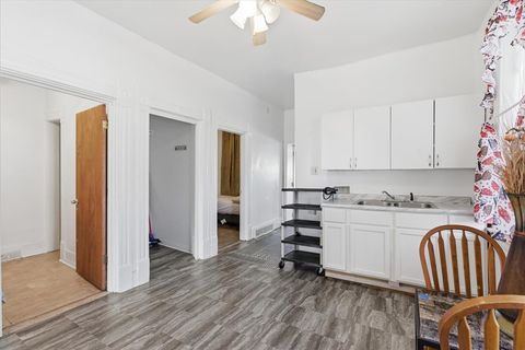 Tiny photo for 516 W 45th Place, Chicago, IL 60609 (MLS # 12599184)