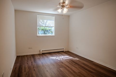Tiny photo for 415 Wesley Avenue #24, Oak Park, IL 60302 (MLS # 12518051)