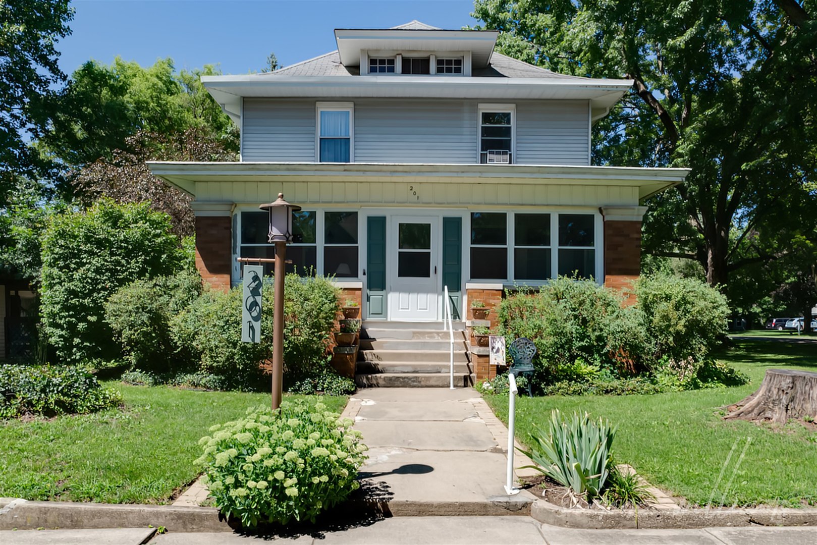 Photo 1 of 51 — 201 W Olive Street, Minier, IL 61759