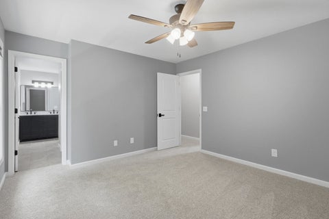 Tiny photo for 4708 34th Street, Bettendorf, IA 52722 (MLS # 12713036)