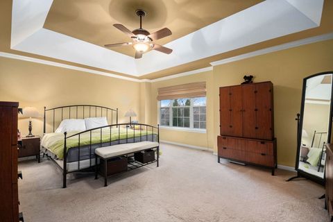 Tiny photo for 63 Oak Creek Court, North Aurora, IL 60542 (MLS # 12582688)