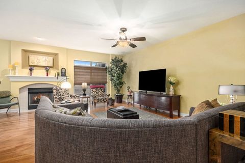 Tiny photo for 63 Oak Creek Court, North Aurora, IL 60542 (MLS # 12582688)