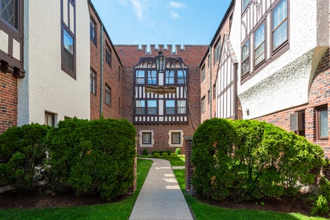 Photo of 1101 Merrill Street #M1, Winnetka, IL 60093 (MLS # 12684635)