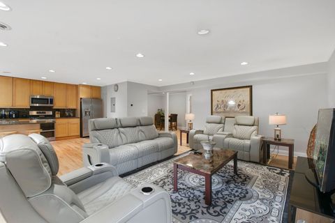 Tiny photo for 612 Mulford Street #203, Evanston, IL 60202 (MLS # 12503660)