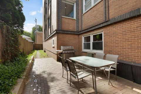 Tiny photo for 612 Mulford Street #203, Evanston, IL 60202 (MLS # 12503660)