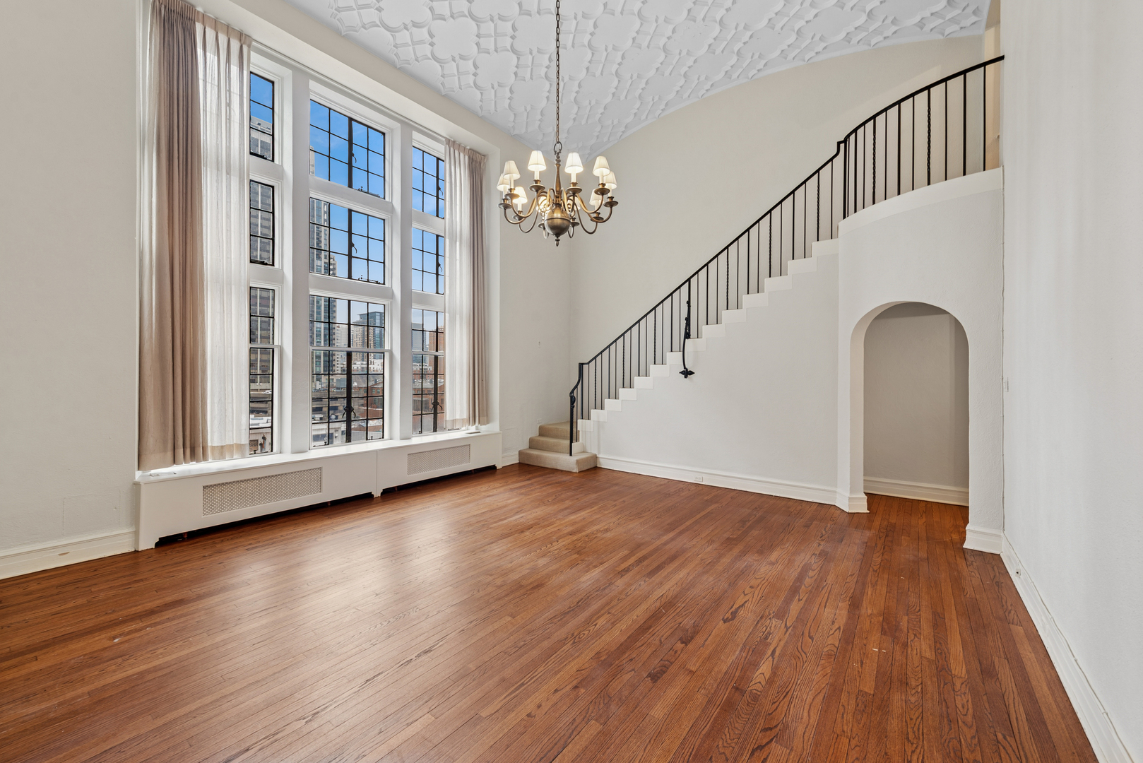 20 E Cedar Street 8A