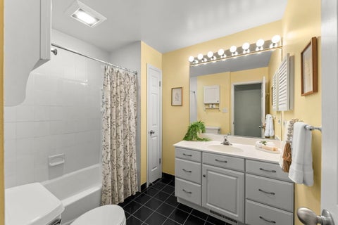Tiny photo for 1025 Loughborough Court, Wheaton, IL 60189 (MLS # 12711557)