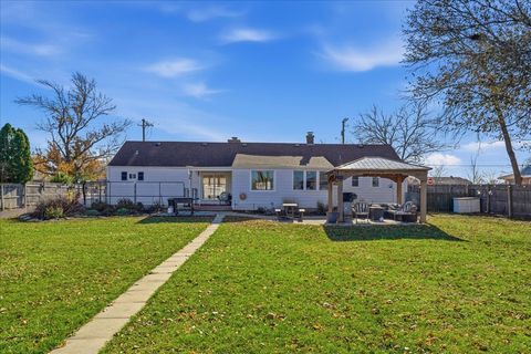 Tiny photo for 9960 W 151 Street, Orland Park, IL 60462 (MLS # 12518712)