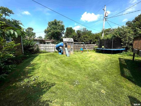 Tiny photo for 1340 E 6TH Street, Centralia, IL 62801 (MLS # EB460231)