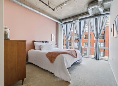 Tiny photo for 700 W Van Buren Street #602, Chicago, IL 60607 (MLS # 12567915)