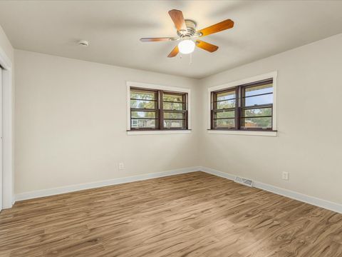 Tiny photo for 3633 N Court Street, Rockford, IL 61103 (MLS # 12501586)