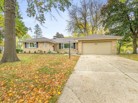 3633 N Court Street Rockford IL 61103