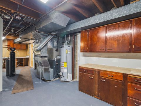 Tiny photo for 3633 N Court Street, Rockford, IL 61103 (MLS # 12501586)