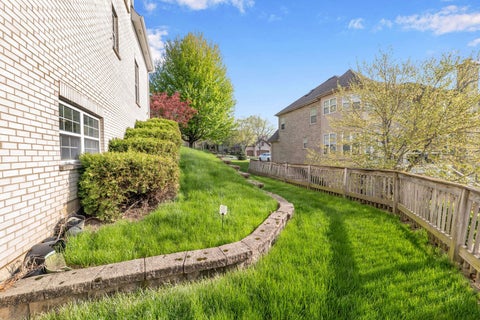 Tiny photo for 523 W Ruhl Road W, Palatine, IL 60074 (MLS # 12679890)