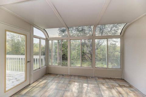 Tiny photo for 2021 Lisbon Road #D, Morris, IL 60450 (MLS # 12495549)