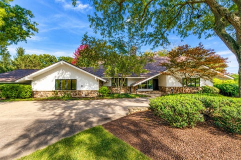 Photo of 2435 Lexington Drive, Long Grove, IL 60047 (MLS # 12764102)