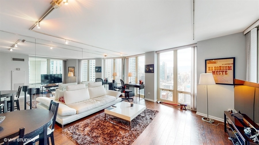 345 N Lasalle Street 2302