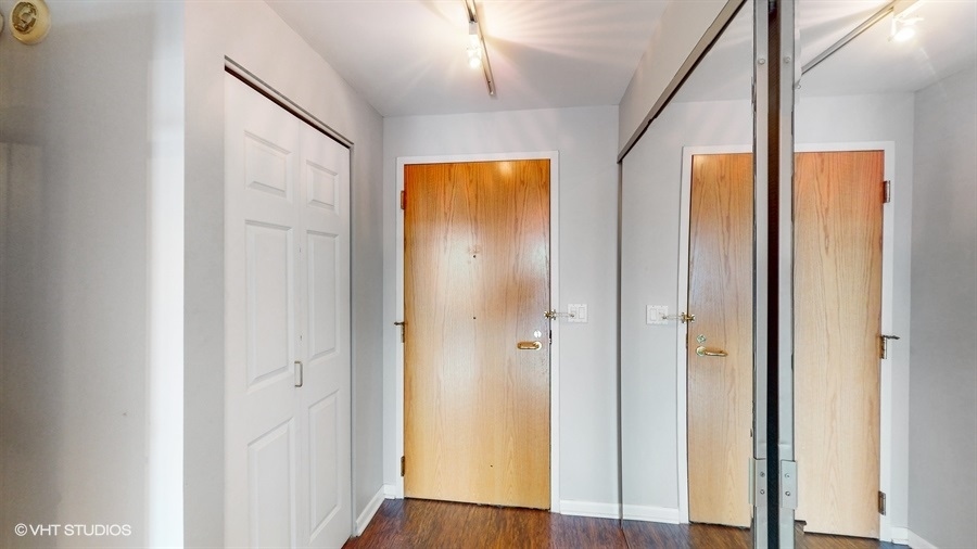 345 N Lasalle Street 2302