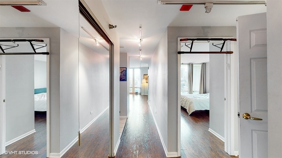 345 N Lasalle Street 2302