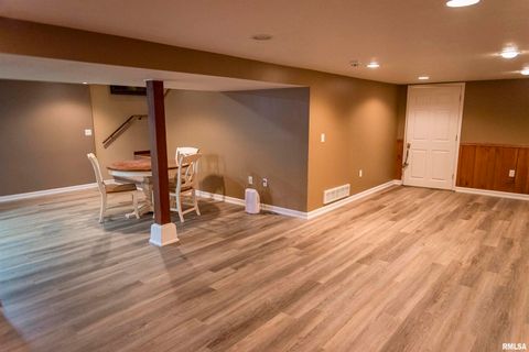 Tiny photo for 2208 CHERRY Lane, Quincy, IL 62305 (MLS # QC4269972)