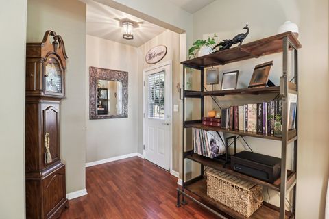 Tiny photo for 545 Metropolitan Street, Aurora, IL 60502 (MLS # 12500124)