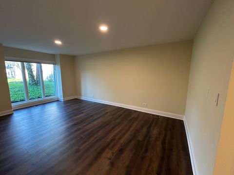 Tiny photo for 1 Oak Brook Club Drive #A105, Oak Brook, IL 60523 (MLS # 12625771)