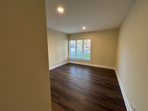 Tiny photo for 1 Oak Brook Club Drive #A105, Oak Brook, IL 60523 (MLS # 12625771)