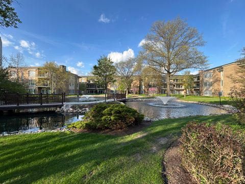 Tiny photo for 1 Oak Brook Club Drive #A105, Oak Brook, IL 60523 (MLS # 12625771)