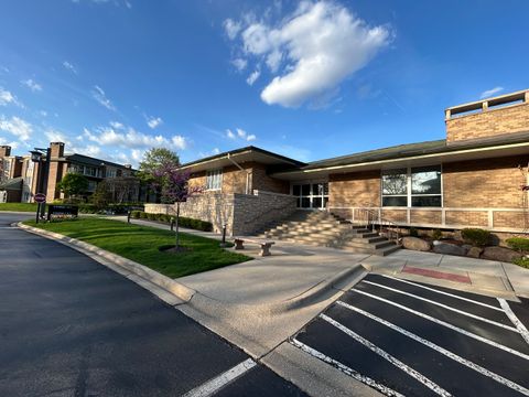 Tiny photo for 1 Oak Brook Club Drive #A105, Oak Brook, IL 60523 (MLS # 12625771)