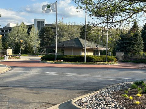 Tiny photo for 1 Oak Brook Club Drive #A105, Oak Brook, IL 60523 (MLS # 12625771)
