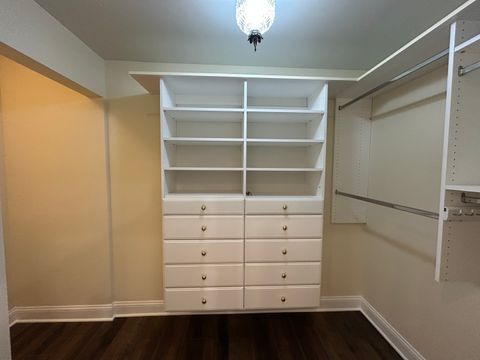 Tiny photo for 1 Oak Brook Club Drive #A105, Oak Brook, IL 60523 (MLS # 12625771)