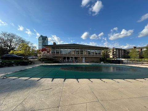 Tiny photo for 1 Oak Brook Club Drive #A105, Oak Brook, IL 60523 (MLS # 12625771)