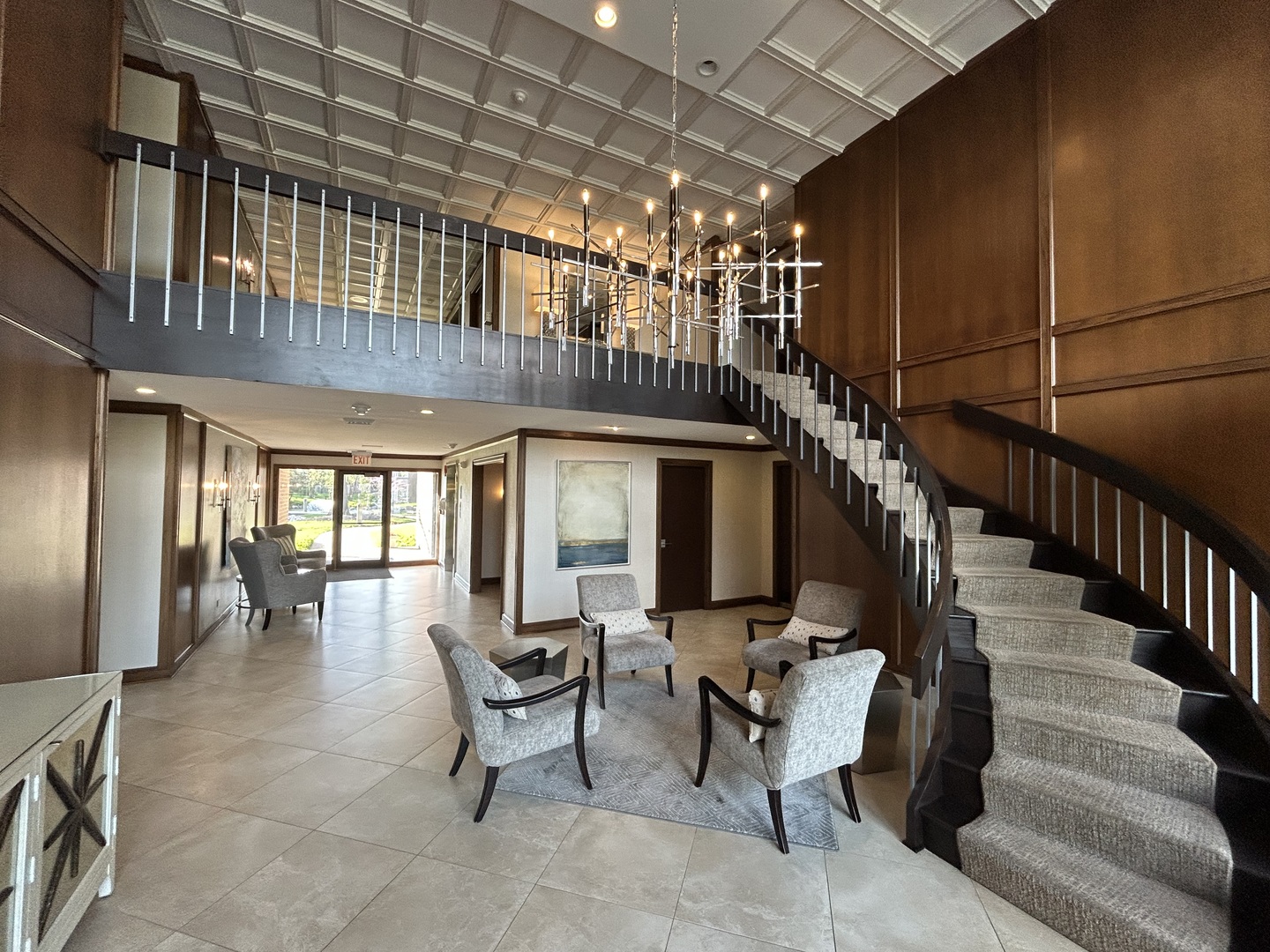 1 Oak Brook Club Drive A105