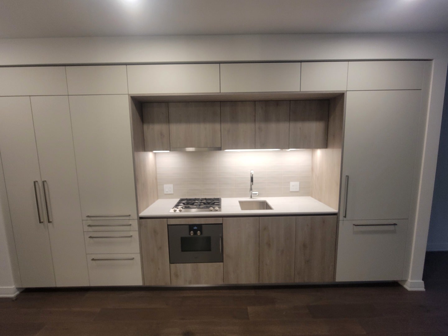 211 N Harbor Drive 307