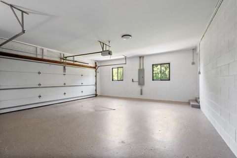 Tiny photo for 6600 N Kenton Avenue, Lincolnwood, IL 60712 (MLS # 12685697)