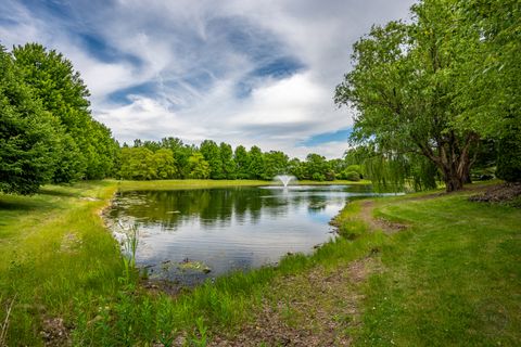 Tiny photo for 604 BLACKSTONE Court, Aurora, IL 60504 (MLS # 12670741)
